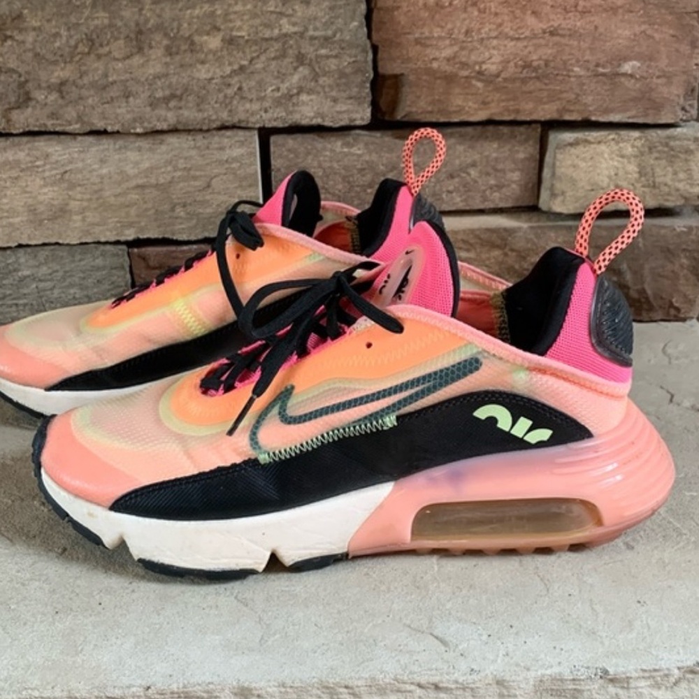 Nike Air Max 2090 neon highlighter size 9 tennis shoes